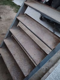 درج حديد • طول ٥م • عرض ٨٠سم