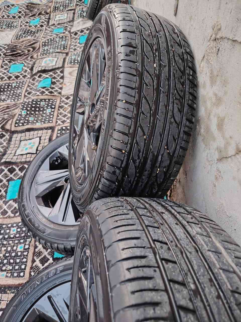 سلام عليكم تخم تاير جديد مع ويل كب أصلي حجم 16 للبيع او مراوس
مكان بغداد للاستفسار الاتصال على الرقم ***********
