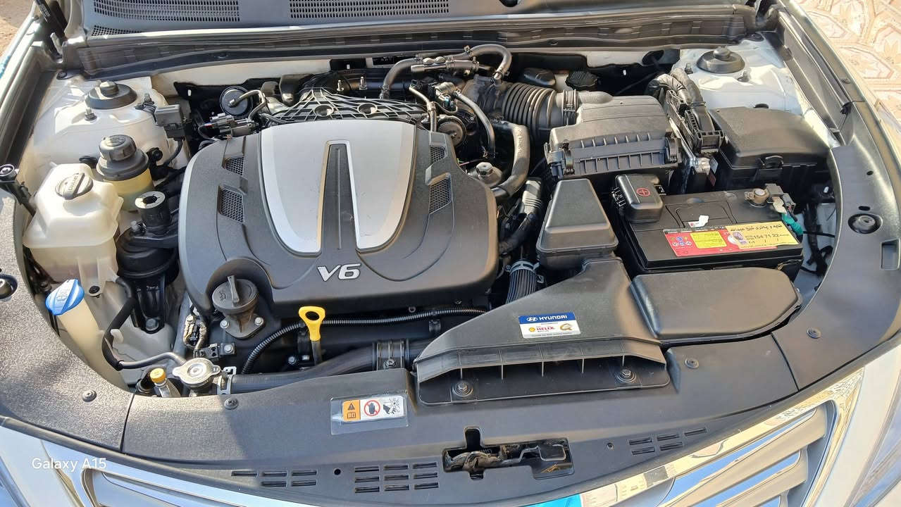 يا الله وينه الي يدور جديد وزيرو ماشي ٨٤ ألف مكفول كفاله عامه سياره حته دعامياته مكفولآت  موديل ٢٠١٥ بسمي مداور اليمت ماتريد سياره ستخدام شخصي ومضمومه  المواصفات 
حساسات خلفيه براد خلفيه وجام كشنات تدفه تبريد مامي وخلفي   مرايات شفط مل شاره حداده على اخر حبايه تايرات جدد العنوان البصره سفوان سعر ١٦٢ وبيه مجال حك جيه 
*********** وأنا خادم
