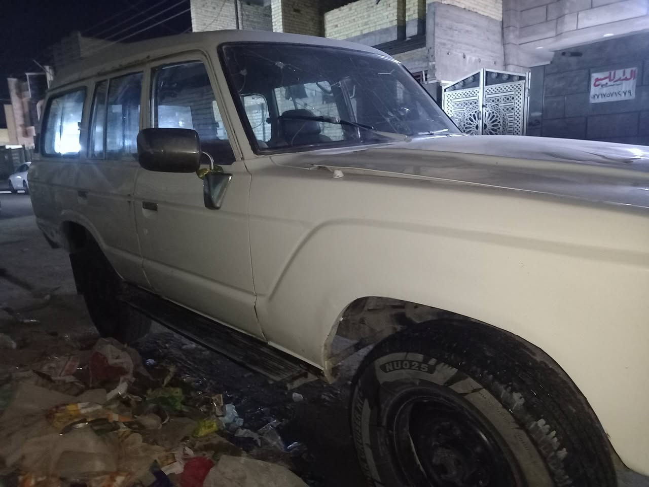 سلام عليكم/لاندكروز للبيع رقم  انبار  موديل 81 رايدها 14 ورقه سياره صبغ جديد دوشمه وارضيه جديده مكينه تبخر كير اكسل خير من الله راعيها ماندله /اتصل علا راعيها اني مكلف بنشر عنوان بغداد  معوقين ***********
