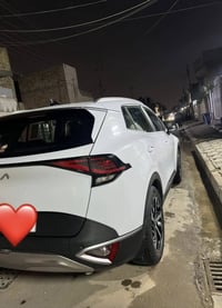 للبيع سياره كيه سبورتج مديل 2024 للستفسار اتصل عله الرقم 07710077155