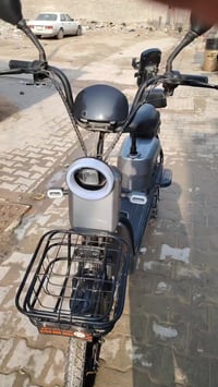 باسكل شحن للبيع  خمس بطاريات 👌 سويج 2 وكارت2 وبصمه2  سرعه 55-60 حقيقي ...