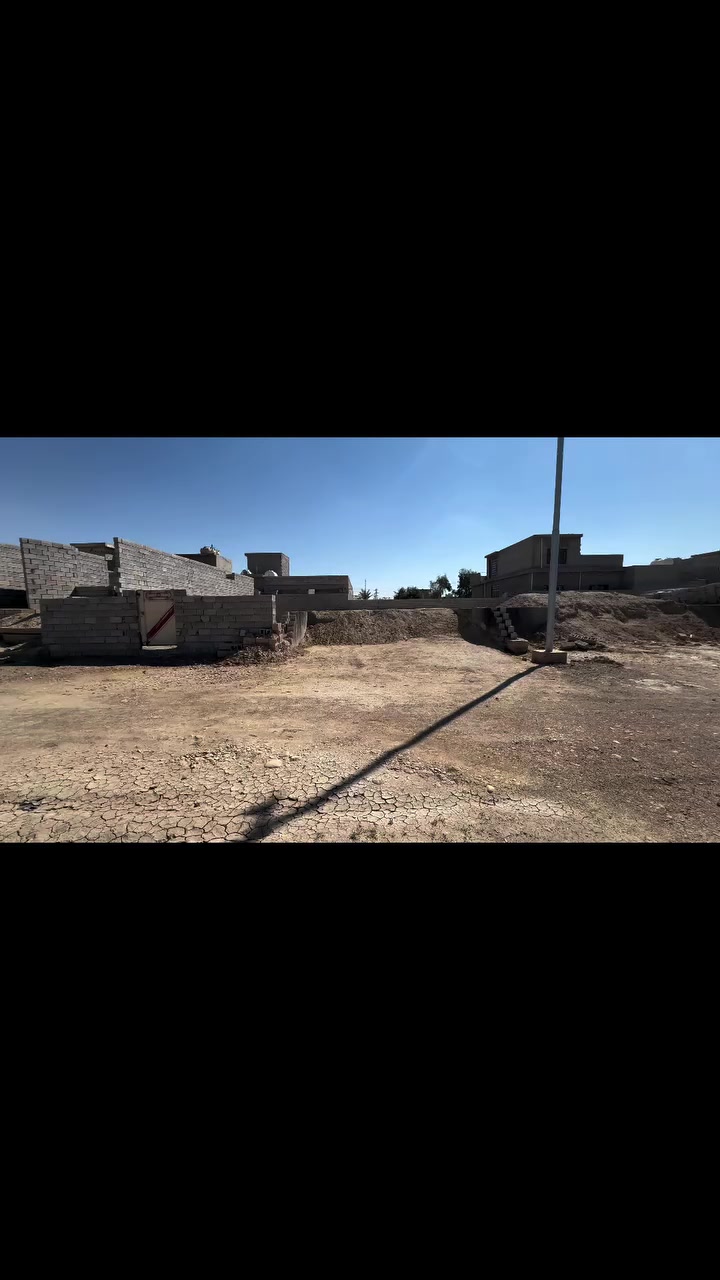 ⸻

📢 متابعين علاء التميمي للعقار والخدمات المالية
تحية طيبة لكم 🌹

━━━━━━━━━━━━━━━━━━
🏡 للبيع قطعة أرض + بتلو

📍 الموقع: حي الحشد – قرب دائرة المجاري
🛣 الواجهة على التوزيع القديم للشهداء

📐 المساحة:
▪️ قطعة أرض: 150 متر
▪️ بتلو: 150 متر

✅ إمكانية البيع:
🔹 البتلو فقط
🔹 القطعة فقط
🔹 أو الاثنين معاً

━━━━━━━━━━━━━━━━━━
💰 السعر: مناسب إن شاء الله

━━━━━━━━━━━━━━━━━━
📞 للاستفسار والحجز:
***********
***********

📍 مراجعة مكتب علاء التميمي للعقار والخدمات المالية الواقع في بداية شارع العلوه
