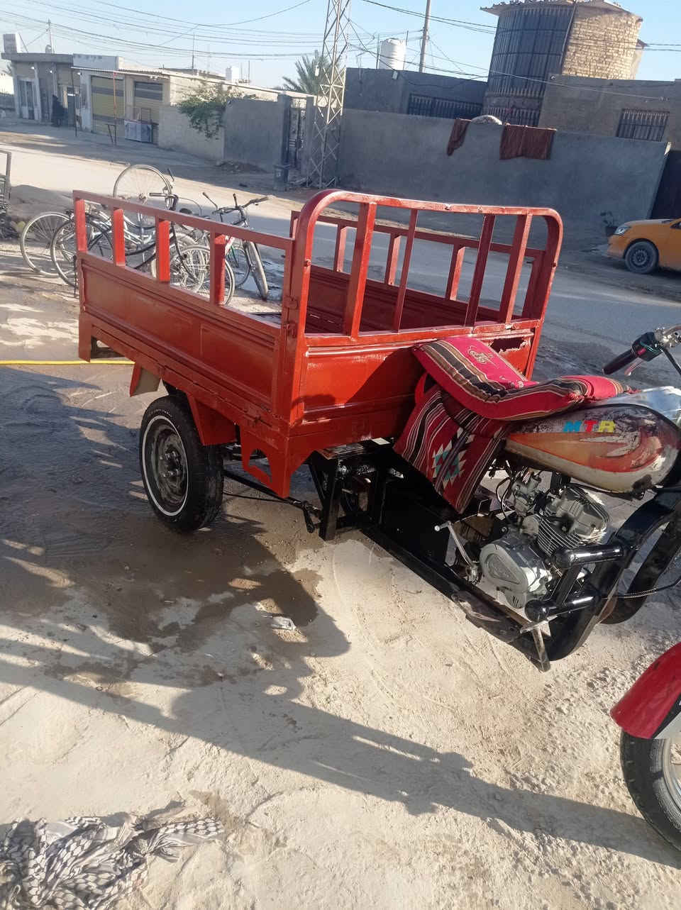 البيع مكاني براكيه مستعجل على بيعته موديل 2007 باب ول السعر 1100. وبيه مجال الشراء يتصل *********** 🖐️
