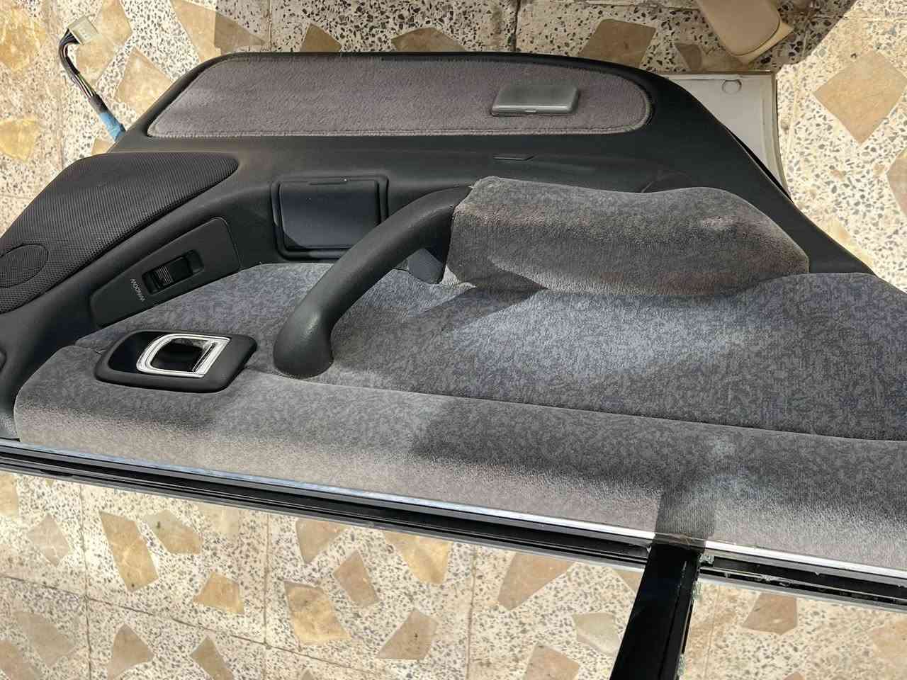 سلام عليكم سستم كامل مال أرنب سيدان بوب 4هنه ول بطاين جاملغات 2 دعاميات أو مندي مضيفات جدآ تريشه عريضه سعر القطعه 100 سعر السستم كامل ب900 ***********
