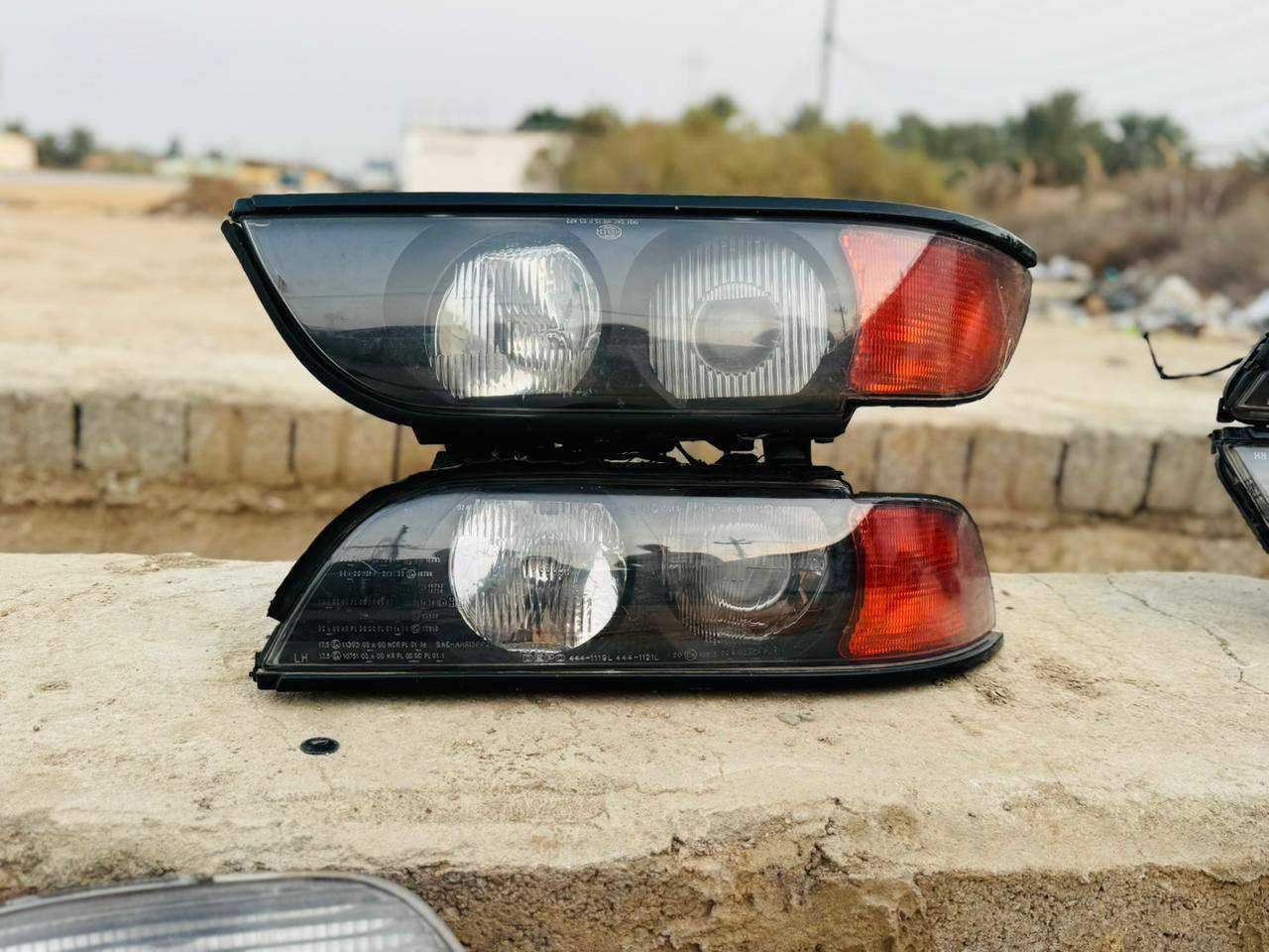 لايتات وبك لايتات صقر حاويه جديد وحصان كير كامل مكان بابل الحمزه الغربي للاتصال *********** او مراسلت صفحه
