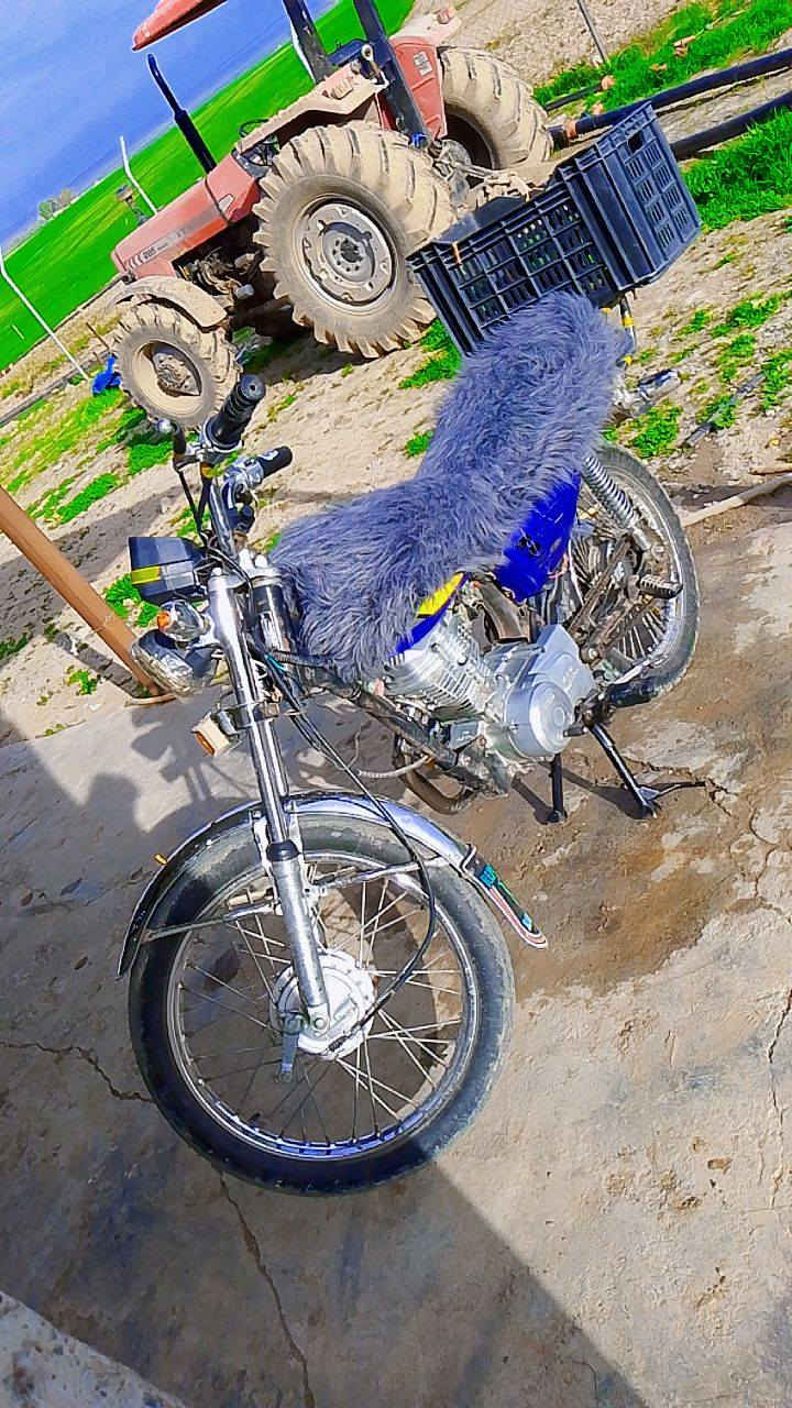 نعم برو ماطور نظيف السعر 300 وبه مجال ***********
