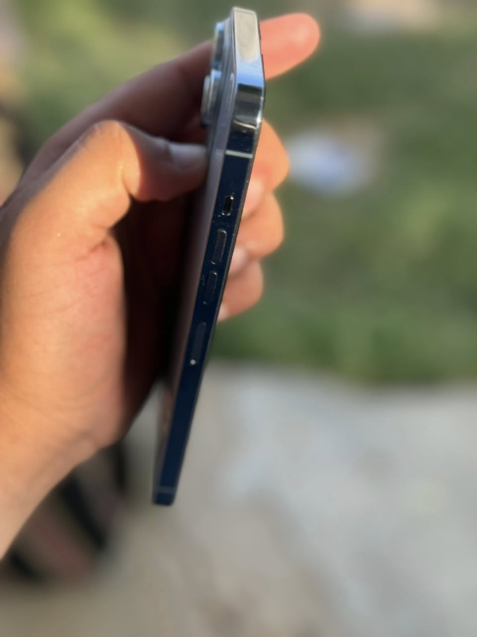 السلام عليكم للبيع 13 برو ماگس لون بحري المميز ذاكره 256 بطاريه 100 نضافه 100  مبدل شاشه اصلي+ بطاريه السعر 490 
الاللستفسار ***********
