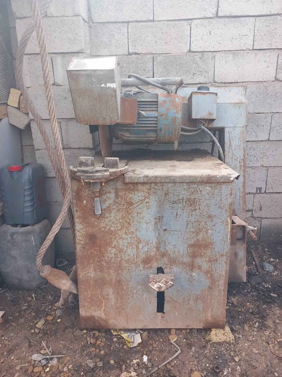 السلام عليكم مكاين البيع المكاين بلغاري والكتر تفصال
التفاصيل  ***********
