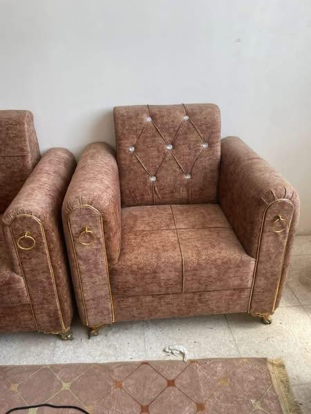 تخم للبيع ١٠ مقاعد شغل عراقي شكل تركي جديد ما مستخدم

العنوان مدينة الصدر قطاع ١٦ للاستفسار خاص


**إذا كنت صاحب هذا الإعلان وتريد حذفه لأي سبب، رجاءا أرسل رسالة إلى الدعم الفني**