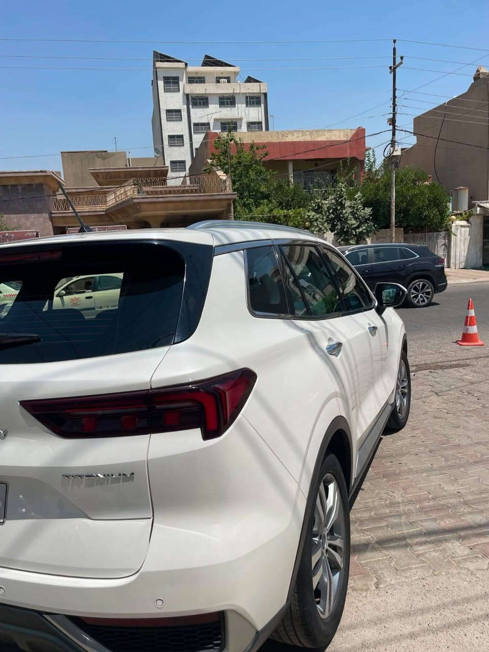 Ford territory 2023 
           
مواسفات تیتانیۆم 
کلین هیچی نیە 
مەکینە V4.18 T 
ڕۆیشتن / ٧٩ هەزار کم 
ڕەقەم و سەنەوی نوێ
سەیارەکە نموونەیە لە جوانی
تحول و بەناوکردن بەشەرت
نرخ/ 2 دەفتەر
شۆێن /هەولێر
*********** واتساب
*********** واتساب أربيل, العراق
