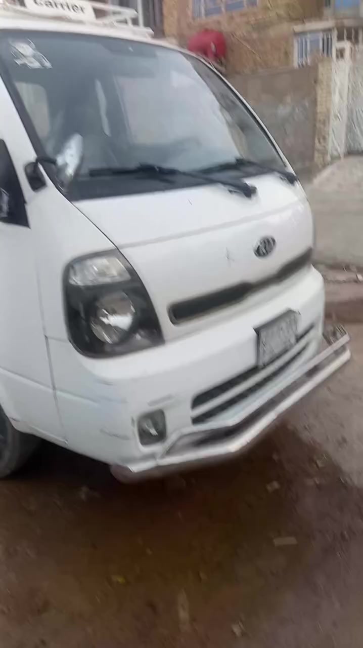 كيا بنجو فحل 15
كير ومكينة 21 رقم واسط السنوية ساقطة السيارة نقل جثة نظيفة مال جناي الشاصي كفالة 
السعر 90 
متواجد واتساب ***********
