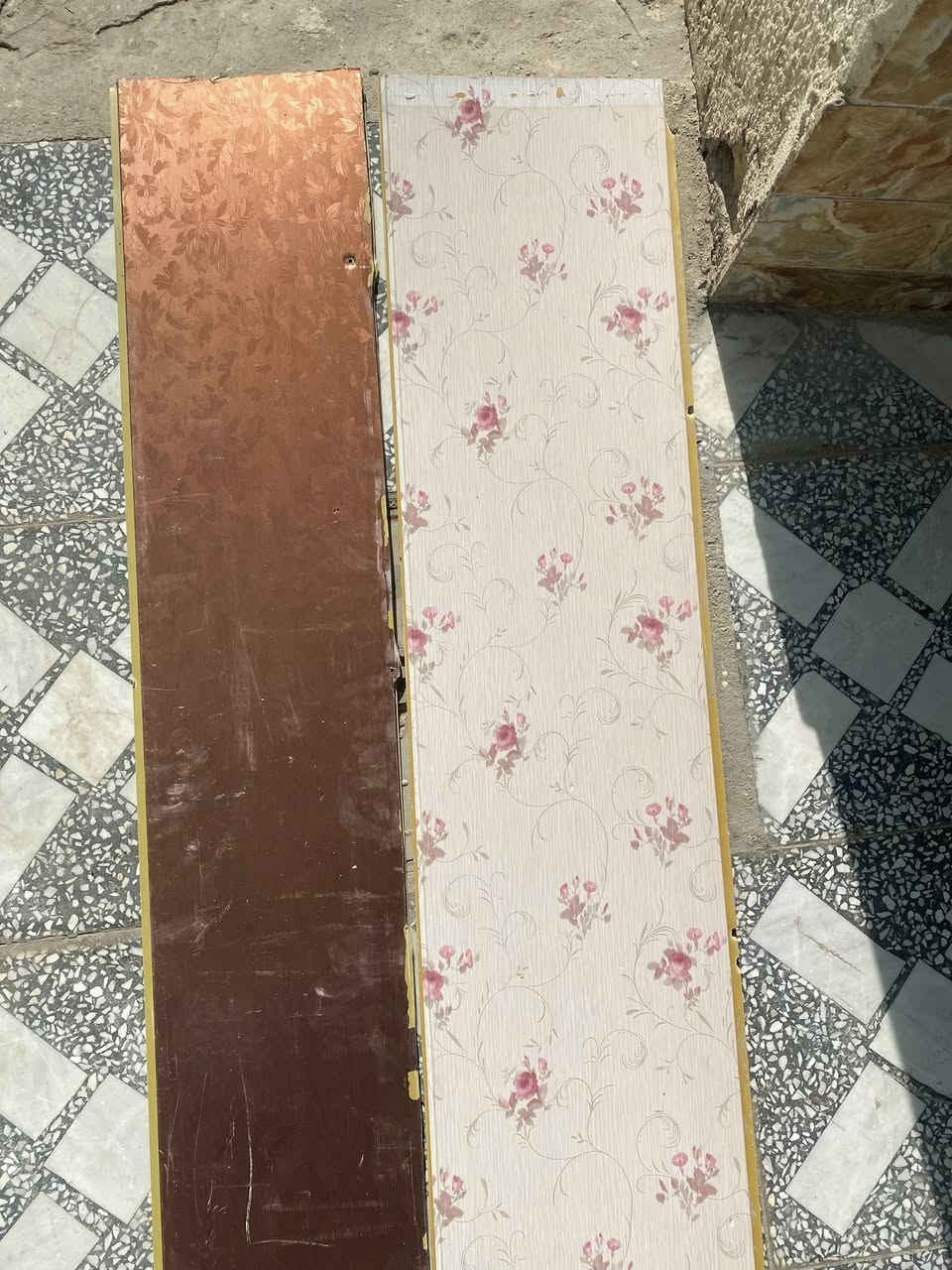 تغليف جدران كل الكميه ب ٧٥ 
***********
