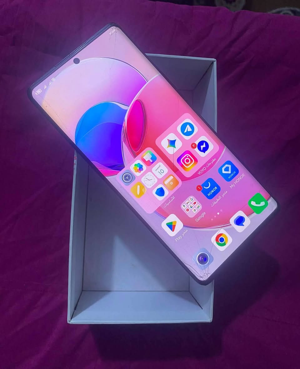 سلام عليكم هونر x9a ذاكره 256 رام 8 جهاز مامفتوح ولا ملعوب بي نهائي استخدام شخصي فقط بي كم فطر بالكلاس ممثرات ع شي وطخه بجامه مال كامره مامثره ع تصوير نهائي بدون ملحقات سعره 135 مجاله قليل 
مكان بغداد الشعله ***********
