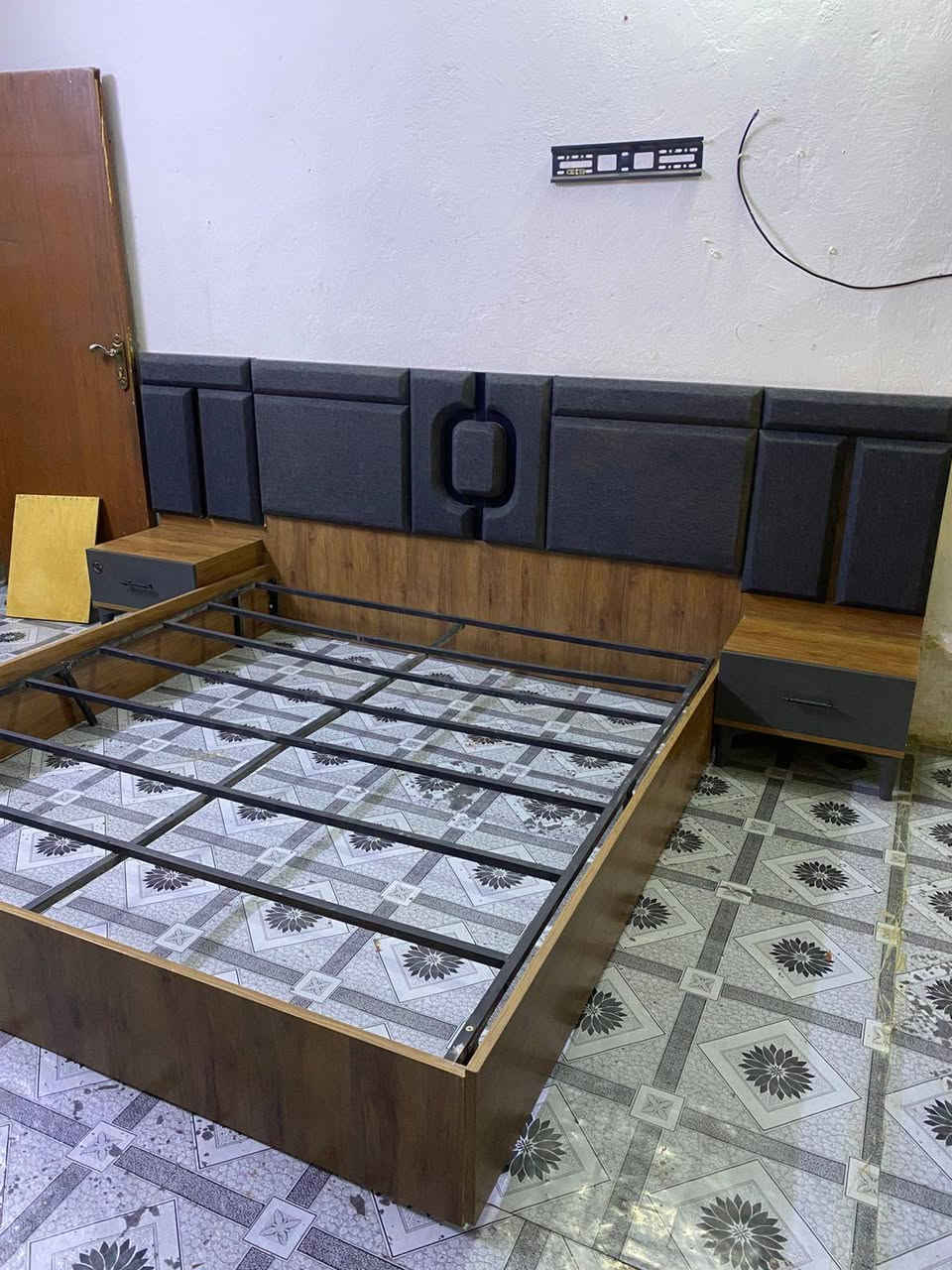 غرفه نوم تركي للبيع 8قطع سعرها 375وبيهه مجال رقم هاتف***********واتساب بغداد
