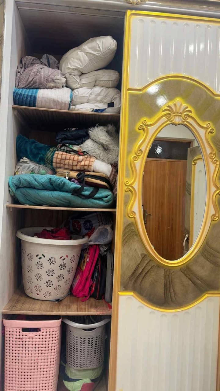 غرفة نوم للبيع
بغداد جميله


**إذا كنت صاحب هذا الإعلان وتريد حذفه لأي سبب، رجاءا أرسل رسالة إلى الدعم الفني**