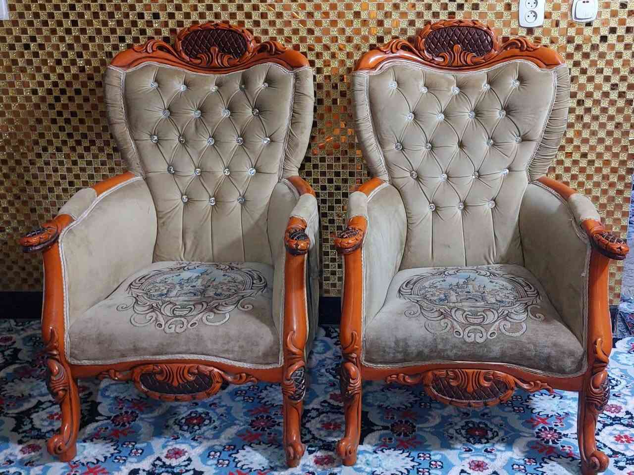 تخم زان تركي عشر مقاعد سعرة ٦٠٠ بغداد الشعب ***********
