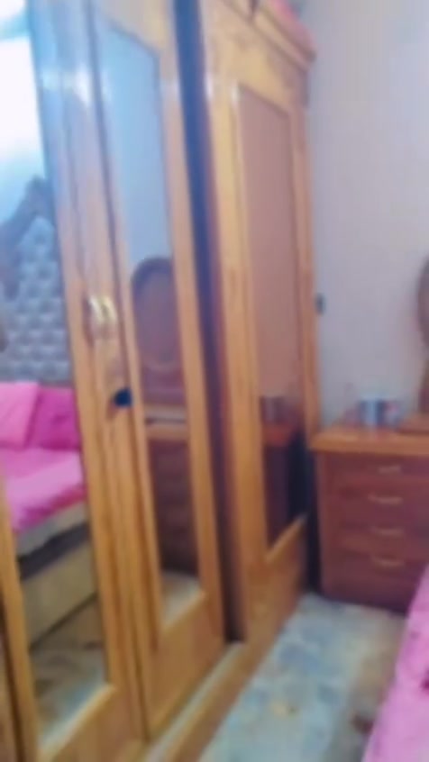 غرفه مستعمله شيء قديم نظافتها 100% استفسار خاص واتساب على هاي الارقام نظيفه كلش يعني ***********,  ***********
