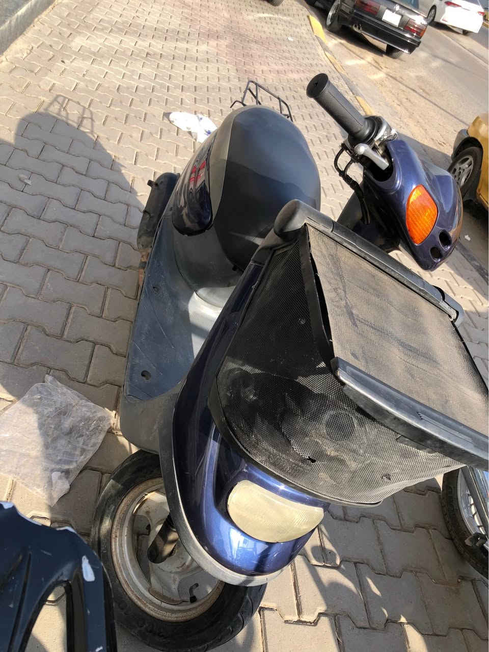 منغولي ٢٠٠٣ كلش نظيفه مكينه خرسه شلعه ومعدل فول قفل ستيرن وقفل اكسن و جنطه كلهه كامله ومابيهه اي نقص ومكينه خرسه كلش كفرات نظيفه كلش السعر ٤٥٠ مكاني كربلاء هذه رقمي *********** كربلاء, العراق
