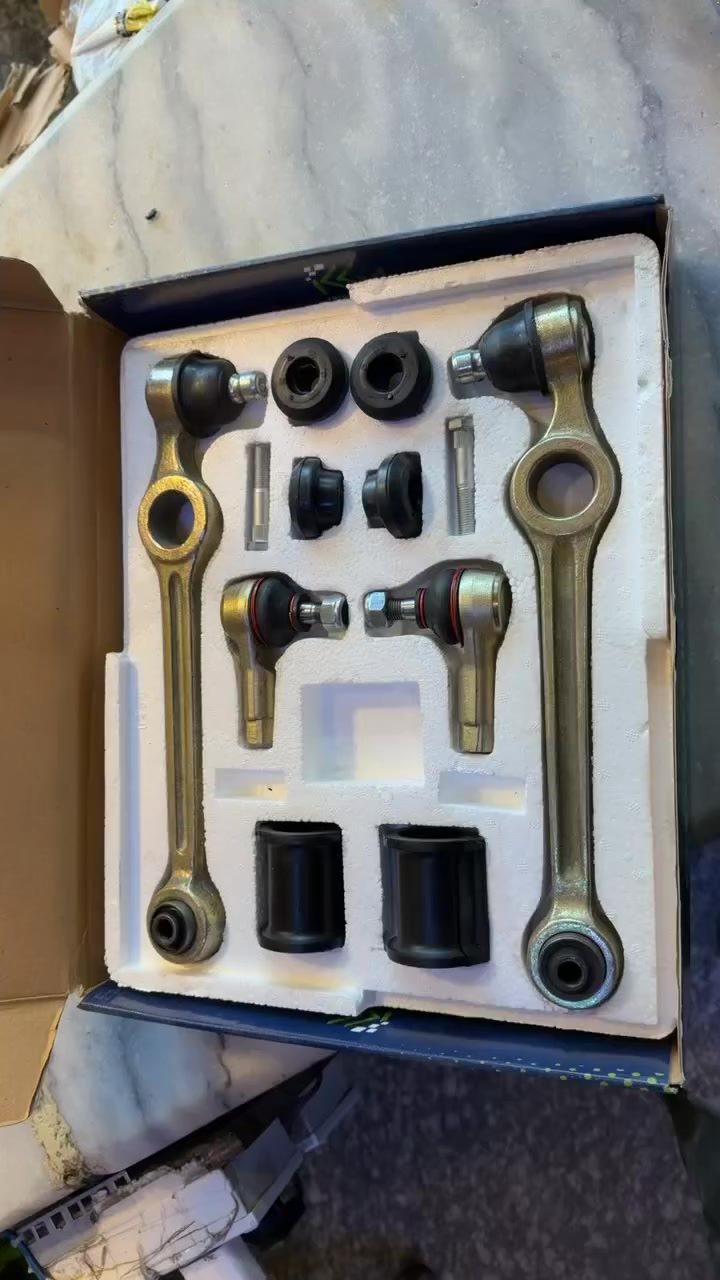 ***********
الحجز وتساب
