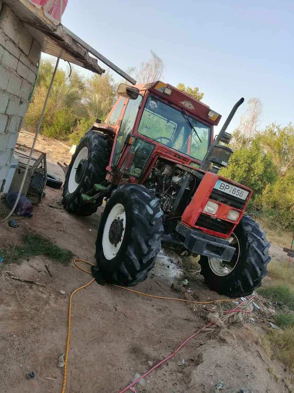 السلام عليكم فيات 110 للبيع بس محرك مجفت اكسنات بم گير كله كفاله المكينه (بدون) مكان نجف خان النص السعر 23 وبيه مجال ***********

