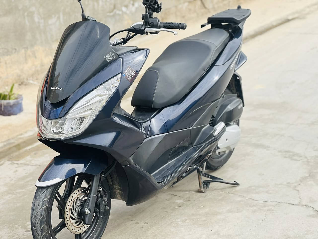 سلام عليكم جيل ثاني دراجة كفالة عامة ياباني ماشية 25 دراجة مكمركة كاملة يعني بس ترقم كفالة عامة ستفسار خاص لو ***********
