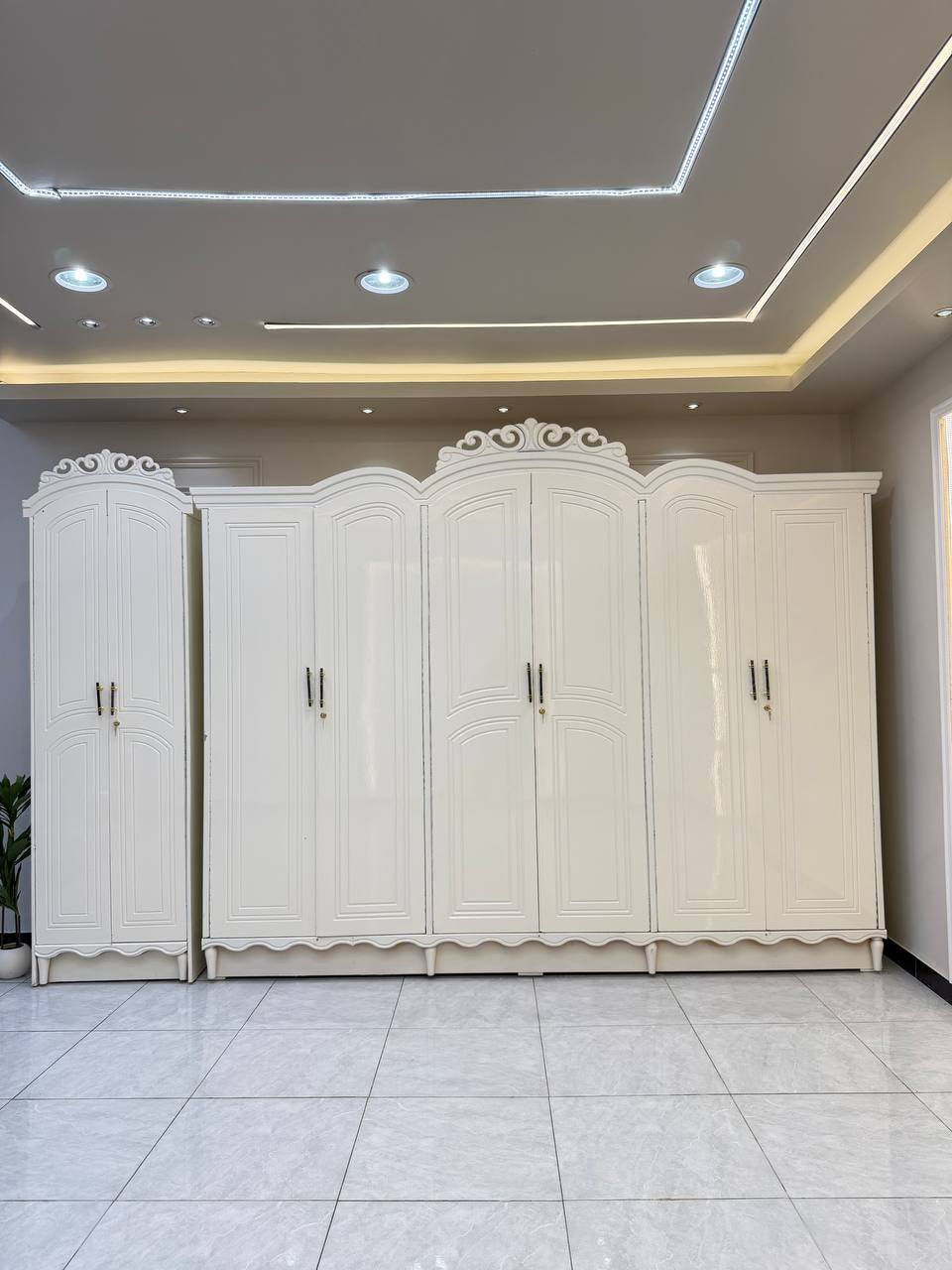 السعرمليون  الف فقط😍

غرف نجاره عراقيه 💯💯

تتكون من 8 قطع 

عرض الكنتور 3 و20سم

ارتفاع الكنتور 2 و20سم

السرير بلوك ٦ ارجل

طول السرير 200 سم 

عرض السرير 160 سم 

الضهر براغي
الشازلون 50 الف
دوشك 150


**إذا كنت صاحب هذا الإعلان وتريد حذفه لأي سبب، رجاءا أرسل رسالة إلى الدعم الفني**