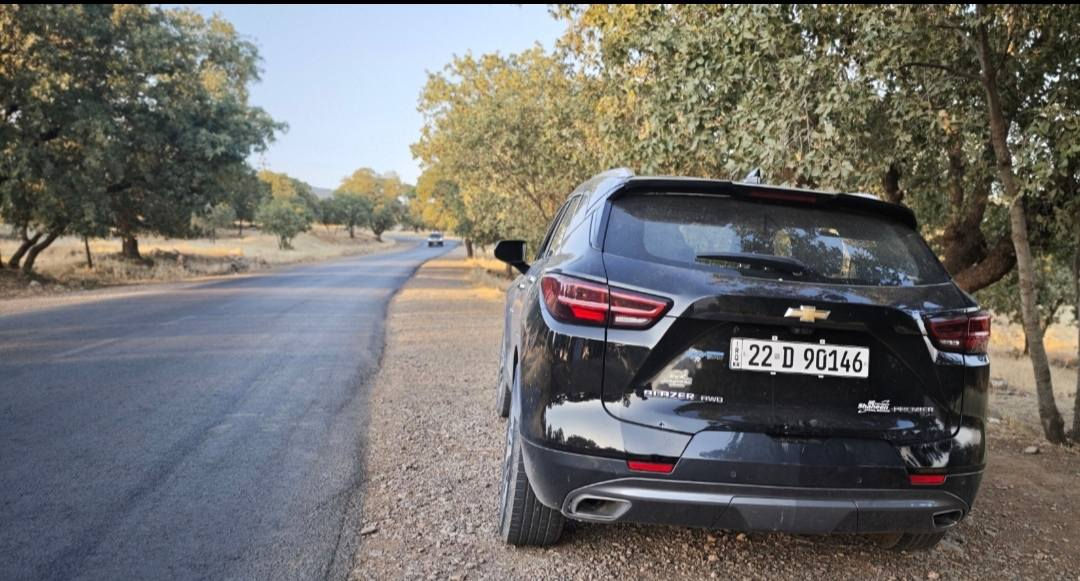 للبيع فقط

بريمير اعلى فئة من RS

مواصفاتها فول الفول

بلایزر بريمير 2023 اسود

محرك 6 سلندر

وتشتمل على جميع المواصفات

1- كشنات جلد
2- كشنات الامامية كهربائية
3- تدفئة وتبريد الكشنات الامامية
4- تدفئة الكشنات الخلفية
5-  كير 9 نمره
7- جنطة كهربائي
8- بانوراما
9-  لد نهاري
10 - کشن هزاز
11 - اطفاء ذاتي
12- لايتات زنون وبكلايت لد
13- نقطة عمياء
14- شاشة كبيرة
16-  5 وضعيات قيادة
17 - سايد بريك بصمة
18 - ويل كروم مميز 
19 - ذاكرة 3 وضعيات الكشن
20 - شاحن واير لس
21- بصمة وتشغيل عن بعد
22- امكانية تحويل القيادة الى V4  الاقتصادي
23- جميع الابواب بصمه
24- تدفئه ستيرن
25- حساسات خلفية
26- رادارات امامية وخلفية وجانبية
27- داتا شو
28- تحديد مسار
29- كامرات 360 درجة كل سياره
30- سستم صوت BOSE

ماشيه 30.000 m

حادتها جاملغ وباب خلفي

رقم اربيل بأسمي

المكان النجف

السعر : 270 وبيها مجال بسيط


**إذا كنت صاحب هذا الإعلان وتريد حذفه لأي سبب، رجاءا أرسل رسالة إلى الدعم الفني**