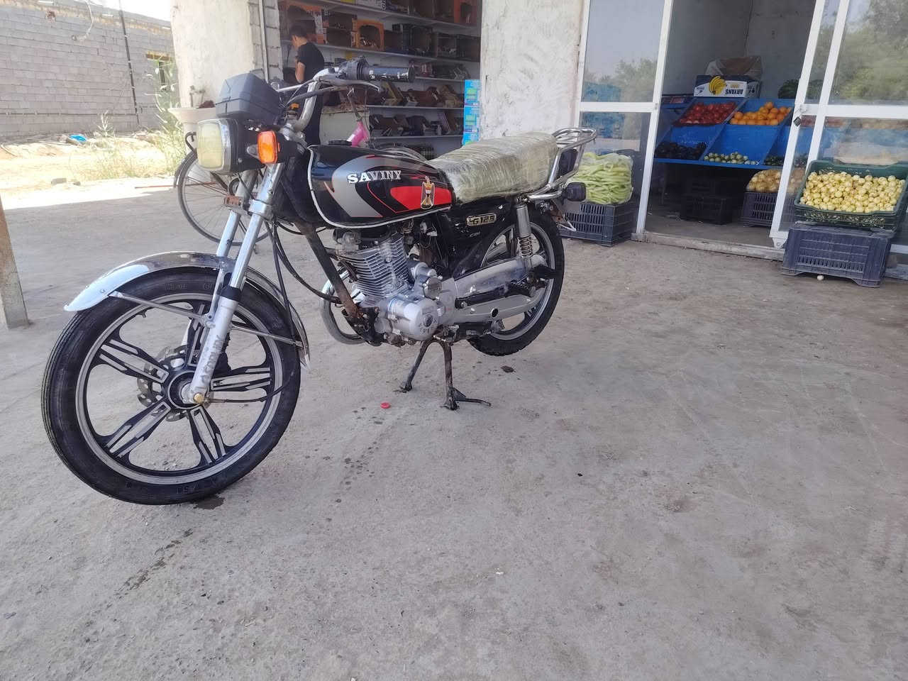 السلام عليكم دراجه للبيع سفانه اوراق كامله 2021 طالعه بال 2022 مقفوله كفاله عامه كهربائيات كهربائيات كلها شغاله نقره سلف دراجه خير من الله مال جناي ختم سونك السعر ب 425 وبيها مجال مكاني بالحمزه الغربي والاستفسار على هذا الرقم ***********
