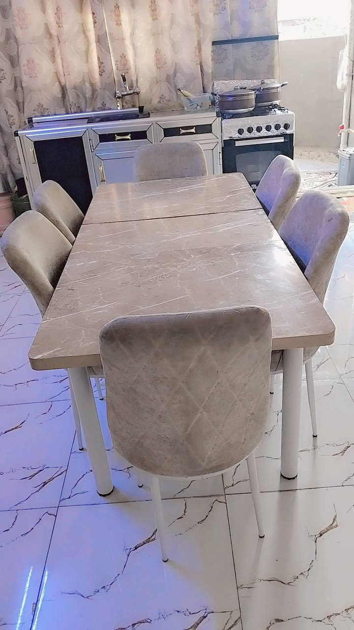 سلام عليكم ميز طعام 6كراسي نظيف جدا  استعمال قليل اي استفسار خاص موجود


**إذا كنت صاحب هذا الإعلان وتريد حذفه لأي سبب، رجاءا أرسل رسالة إلى الدعم الفني**