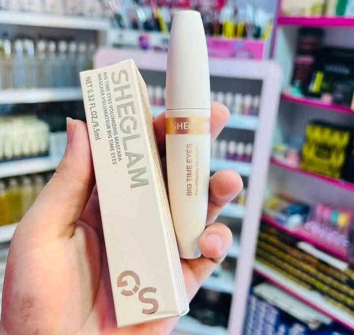 مسكارا شيكلام الاصدار الجديد
احلى اصدار 😍 
رهيبة بتطويل وتكثيف الرموش ✅
تعطي تقويس رهيب للرموش 
‌‎سواد فاحم ، لاتترك أثر أسود أسفل العين


**إذا كنت صاحب هذا الإعلان وتريد حذفه لأي سبب، رجاءا أرسل رسالة إلى الدعم الفني**