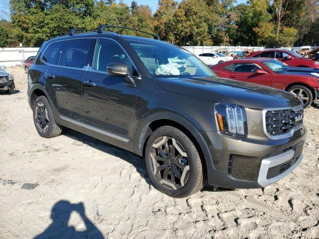 للبيع فقط 320 انسب سعر بالسوك  كيا تيلورايد بيع مستعجل 🔥
‏‎سيارة عائلية فخمة بحالة ممتازة جداً – تصليح درجة أولى
بيع مستعجل
‏‎🔹 المواصفات:
‏‎ 
‏‎ • محرك 3.8L V6 قوي واقتصادي
‏‎
‏‎ • دخول وتشغيل ذكي (بصمة)
‏‎ • عدادات ديجيتال
‏ • Apple CarPlay & Android Auto
‏‎ • كامرة خلفية + حساسات أمامي وخلفي
‏‎ • نظام المحافظة على المسار
‏‎ • رادار أمامي وتنبيه تصادم
‏ • Blind Spot مراقبة النقطة العمياء
‏‎
‏‎ • كشنات VIP  جلد فخم
‏‎ • تبريد وتدفئة مقاعد أمامية
‏‎ • تكييف خلفي مستقل
‏‎ • جنوط رياضية سود قياس 20
‏‎ • 7 ركاب – مناسبة جداً للعائلة
‏‎🔸 اللون زيتوني ع جوزي 
‏‎🔸 وارد أمريكي
‏‎🔸 السيارة نظيفة جداً واستعمال خفيف
‏‎
***********
320 وبيه مجال  بيع مستعجل ‏‎
قابل للتفاوض للجادين فقط
مكان السياره بابل الحله
