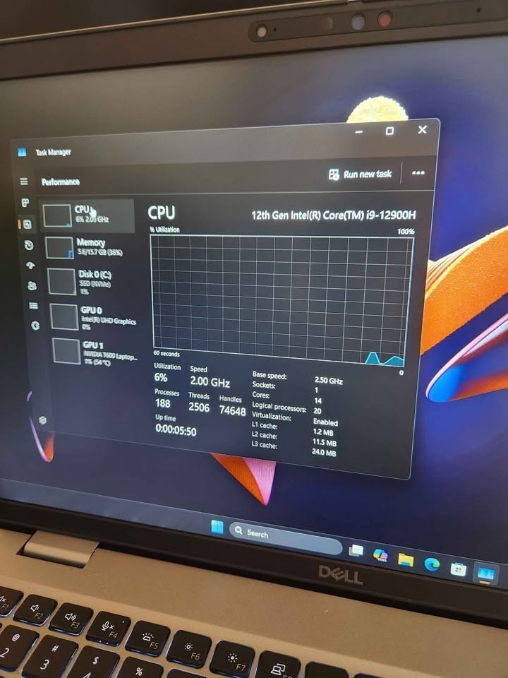 السلام عليكم 

لابتوب ووركستيشنdell precision 3571

 بمعالج i9 H جيل 12 خارق

14 core 20 thread 

مناسب للبرامج الهندسية الثقيلة والمونتاج والالعاب 

كرت شاشة خارجي Nvidia T600 4gb 

وداخلي iris 8gb 

Ram 16 gb DDR5

Ssd samsung nvme 512 

شاشة 15.6 fhd 

نظافة عالية بدون خدش

ضمان شهر 

السعر مليون و٥٠ الف

موجود توصيل للمحافظات 

للتواصل ماسنجر او واتساب ***********
