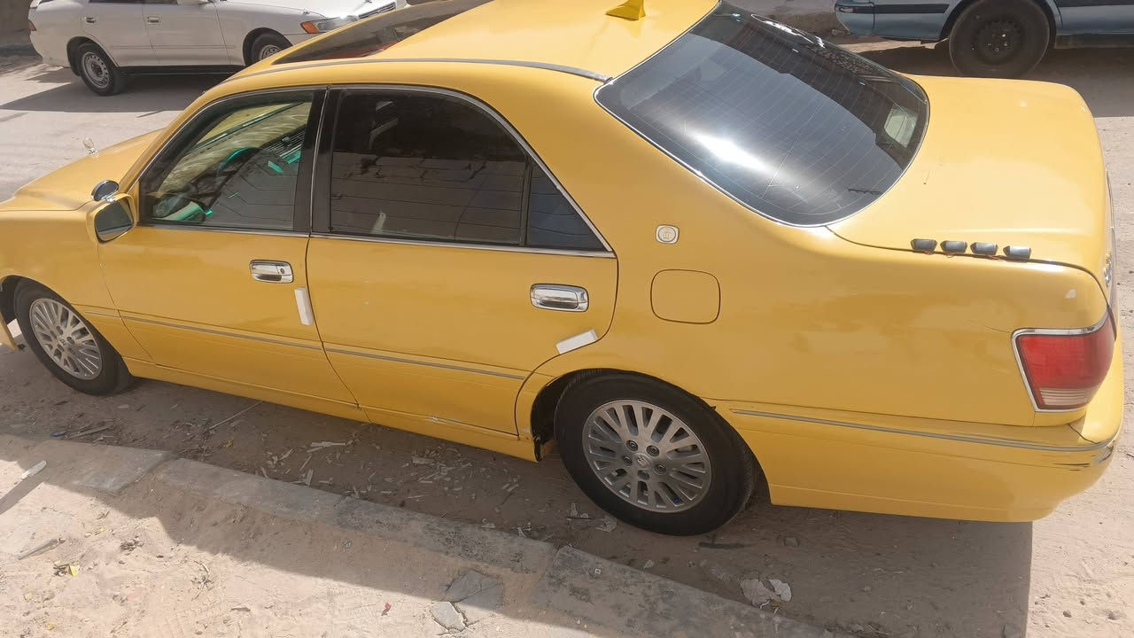 سلام عليكم سياره جنون كرستال مكينه كير فيفتي ثنين ونص دواخل كشره نضيفه كلش سياره اصوليات تمام سياره وكاله فقط تريد تحولها راعيها بنجف طخم تاير كهربئيات شغاله فتحه كشنات كهرباء رقمها بغداد وكاله ثاني يوم تستلمها مكاني بصره اريدها ب 55 بيها مجال المراوس حسب قناعه رقم الهاتف ‏‪***********
