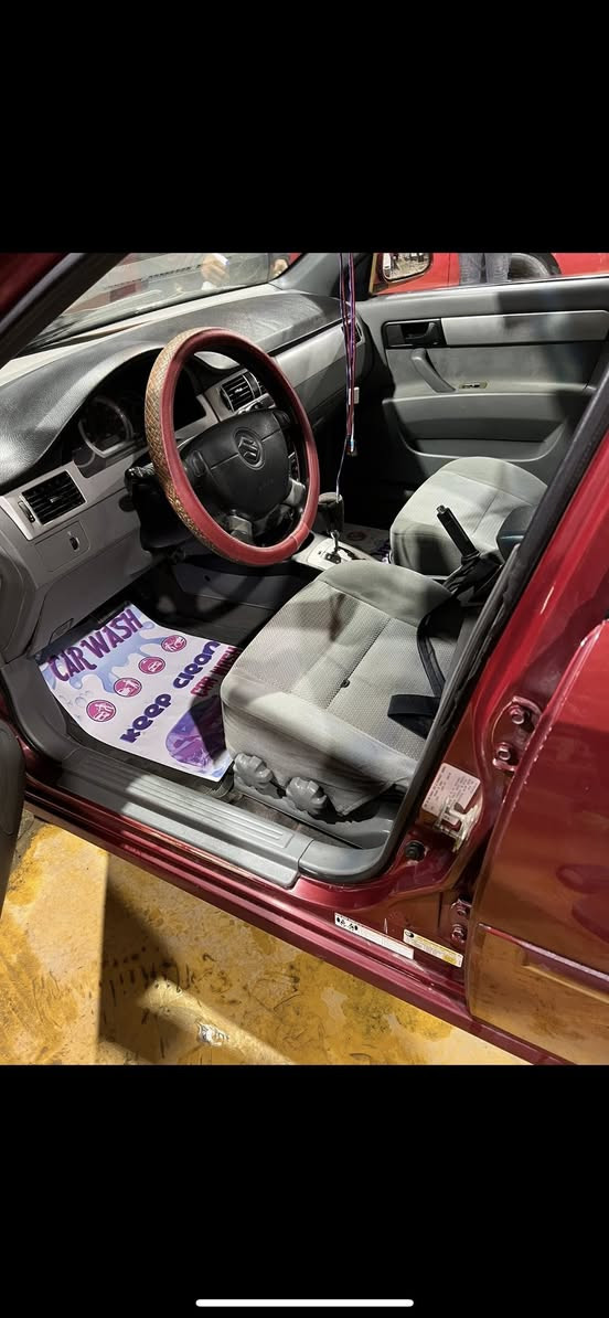 سلام عليكم. فورنزا. موديل. 2007. سياره كامله. رقم صدامي. السعر 45مكاني بغداد


**إذا كنت صاحب هذا الإعلان وتريد حذفه لأي سبب، رجاءا أرسل رسالة إلى الدعم الفني**