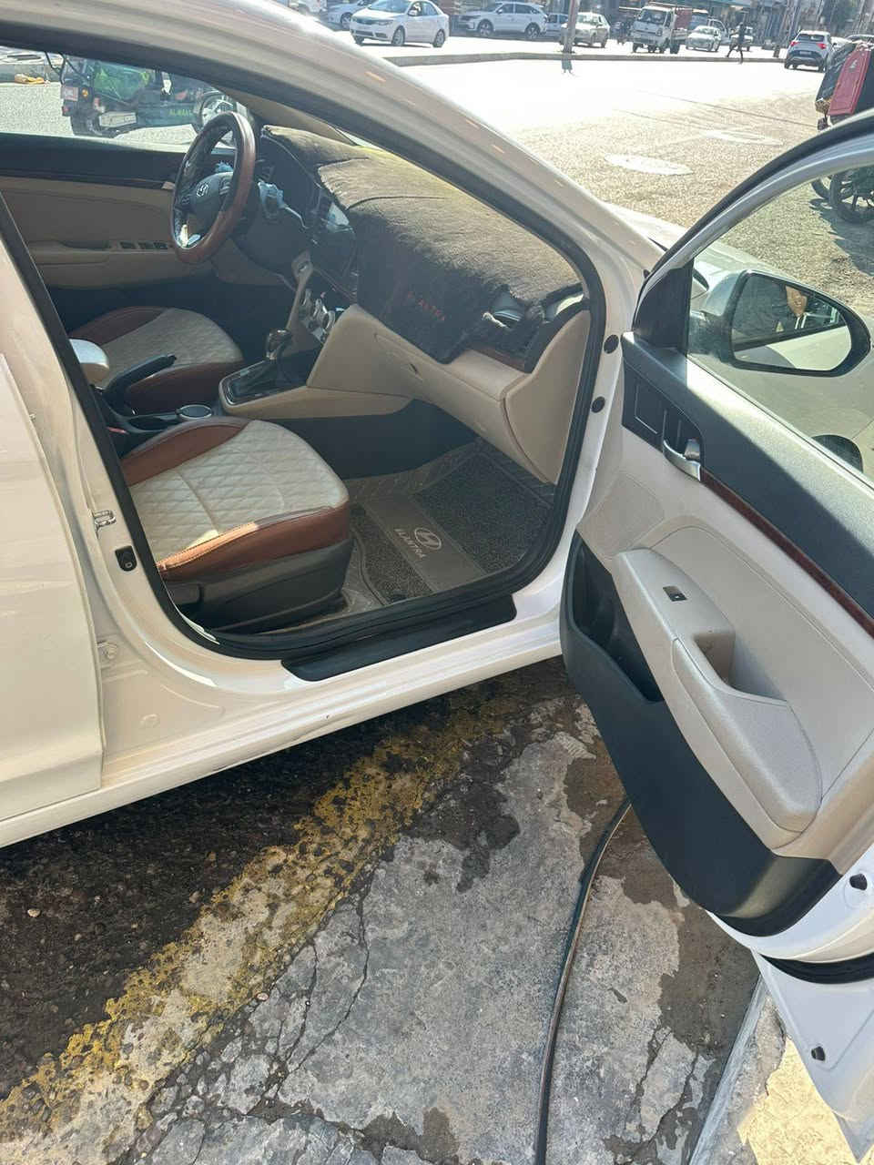 سلام عليكم للبيع النترا موديل2020فول مواصفات مري شفط سلايت جام لد نهاري سياره بسمي تحويل ثاني يوم اني مكلف بالنشر اتصل على الرقم ***********
