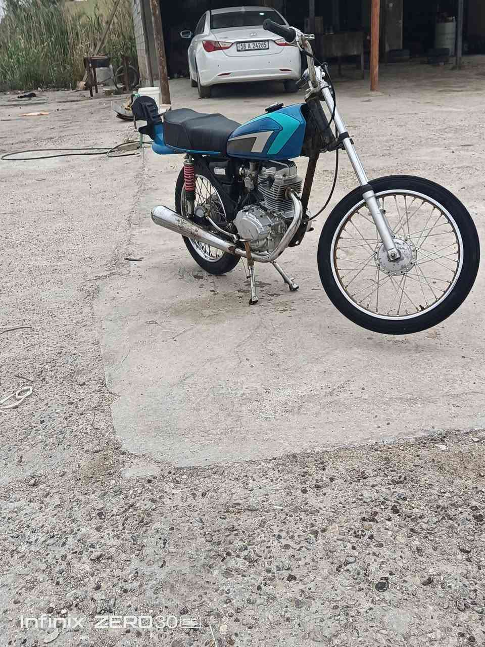 سلام عليكم اربعه كير كلك دراجه حلوه بل ماجاي شوف نامه موديل 23مكان حي الفرات وهاذ رقم***********
