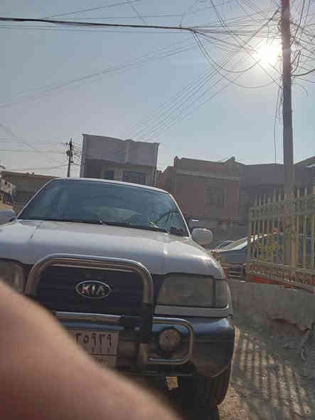 سلام عليكم سبورتج موديل ١٩٩٦ محرك بانزين كير اتو ماتيك سياره جهازه معمر جديد  دوشمه جديده بدون ضربه قماره بلاديه بدون صبغ مكان سياره حي آور سعر ٣٨ وبيه مجال بسيط ***********/*********** بغداد
