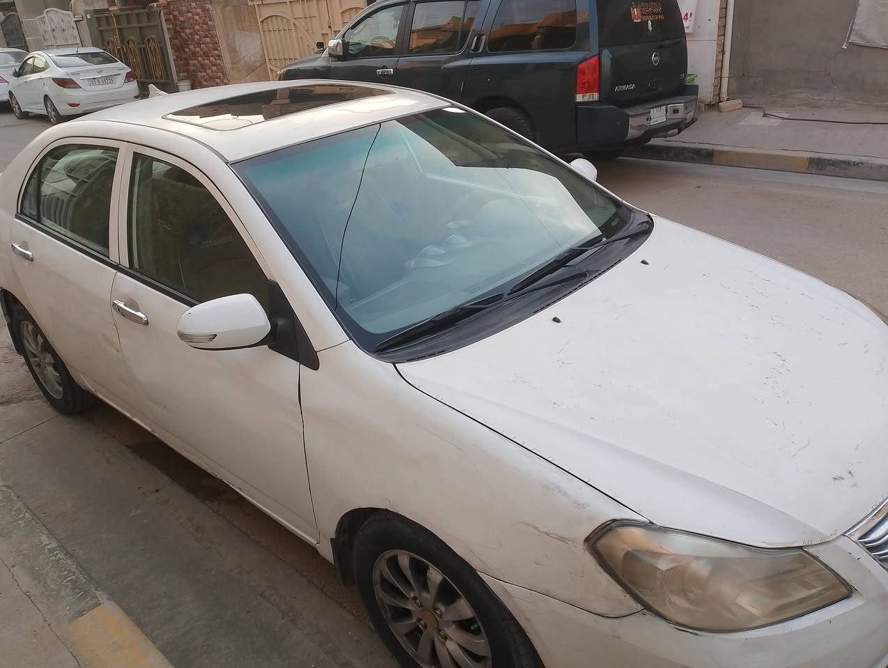 بي واي دي 13 رقم بغداد جاهزه كير اوتو محرك بلادي بشرط الفحص تبريد تدفئه تحويل مباشر من المالك السعر 50 والغرامات علينا تنزل من السعر الاتصال***********
