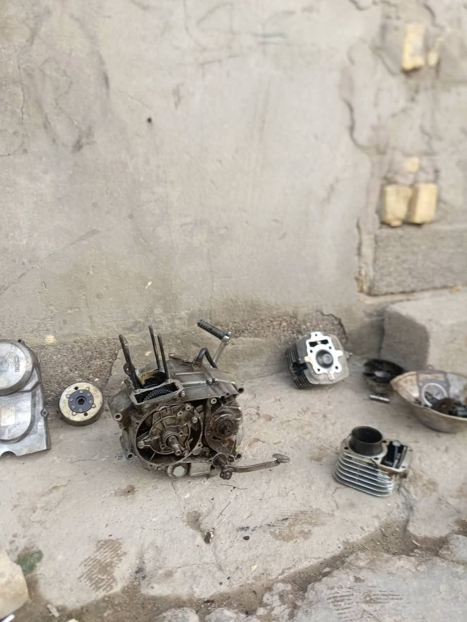 سلام عليكم  طابوكه كامله البيع محرك نامه كامل ملحقاته مكفول عله تشغيل


**إذا كنت صاحب هذا الإعلان وتريد حذفه لأي سبب، رجاءا أرسل رسالة إلى الدعم الفني**