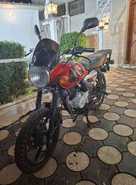 السلام عليكم دراجه بوكسر موديل ٢٢ مكفوله كفاله عامه أوراقه كامله ٧ أوراق الدراجه كلش نظيفه احلى من الصور السعر خاص للاستفسار *********** مكاني الاعظميه
