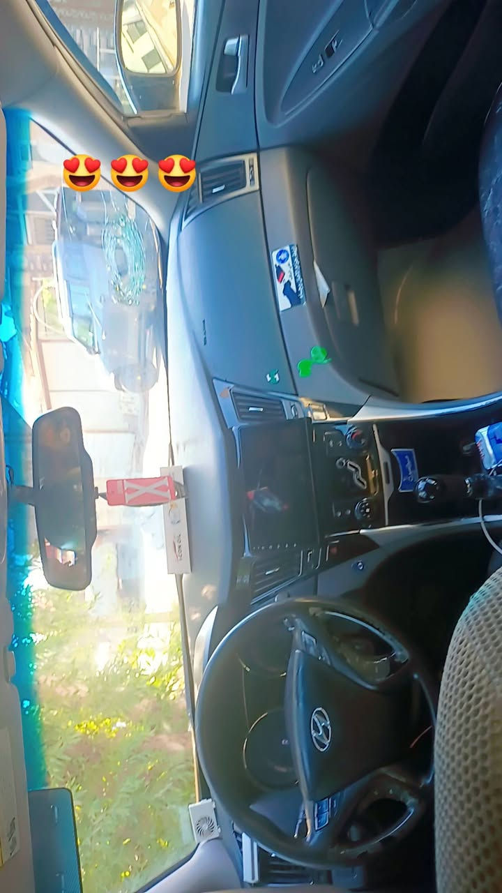 السلام عليكم 
شباب سوناتا موديل ٢٠١٣ 
مكينه جي دي اي مكينه صار سنه من شديته جديده
كير جديد  كله حاويه
سياره مال جناي من اخير خير من الله 
سعره ٩٠ ورقه 
سياره حادثه جملغ خلفي صفحه السايق بدون داخل
مصفره غرامات
***********
