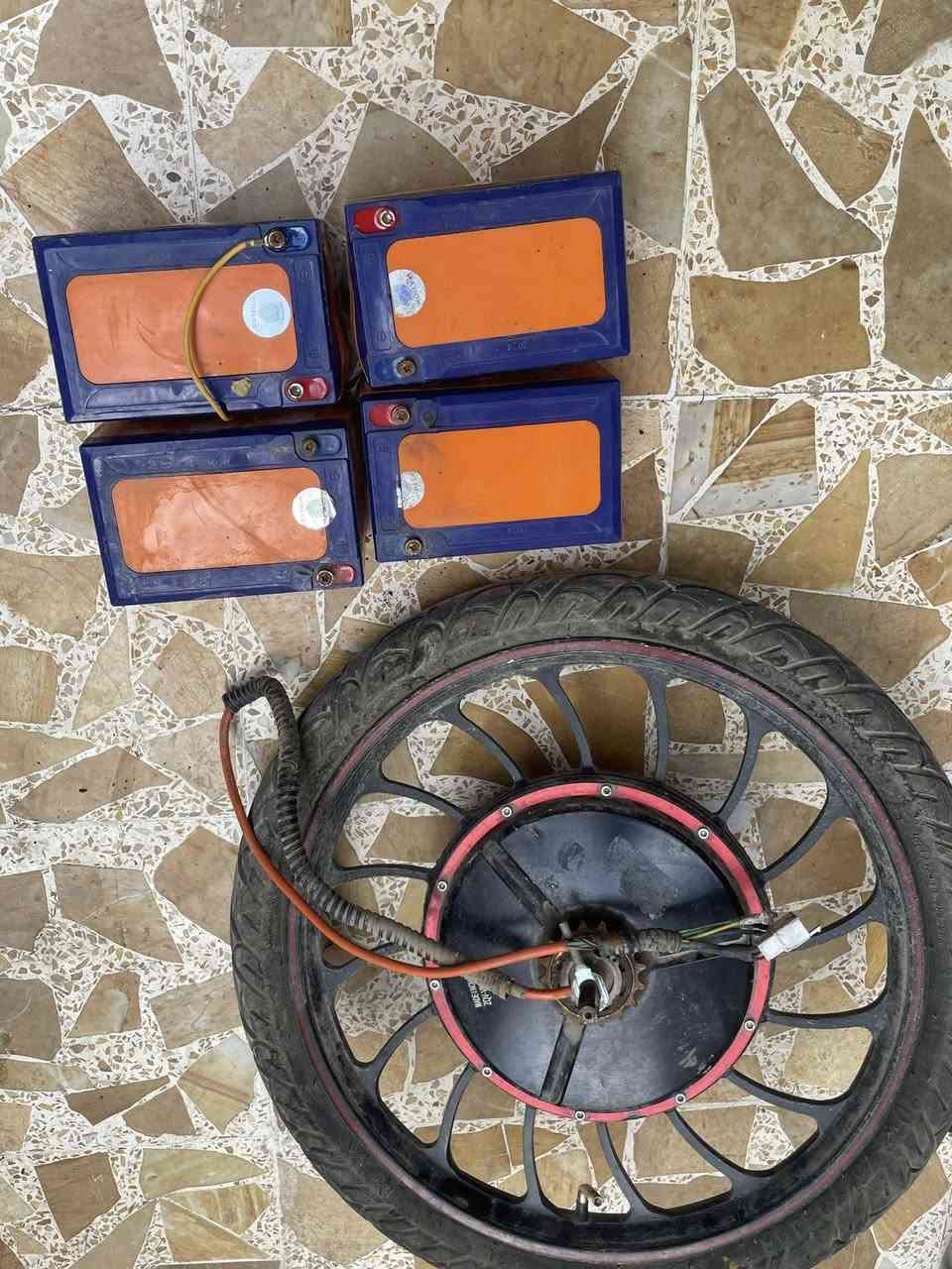 للبيع غراض. مطور شرط كله شغاله بطاريات 🔋 ٤بل ٢٥ ملف هوه تياره كامل شرط شغال سعر ٢٥ليت سعر٥وقفيه سعر ٦الف عقل شرط شغال سعر ٢٥الرقم الهاتف***********

