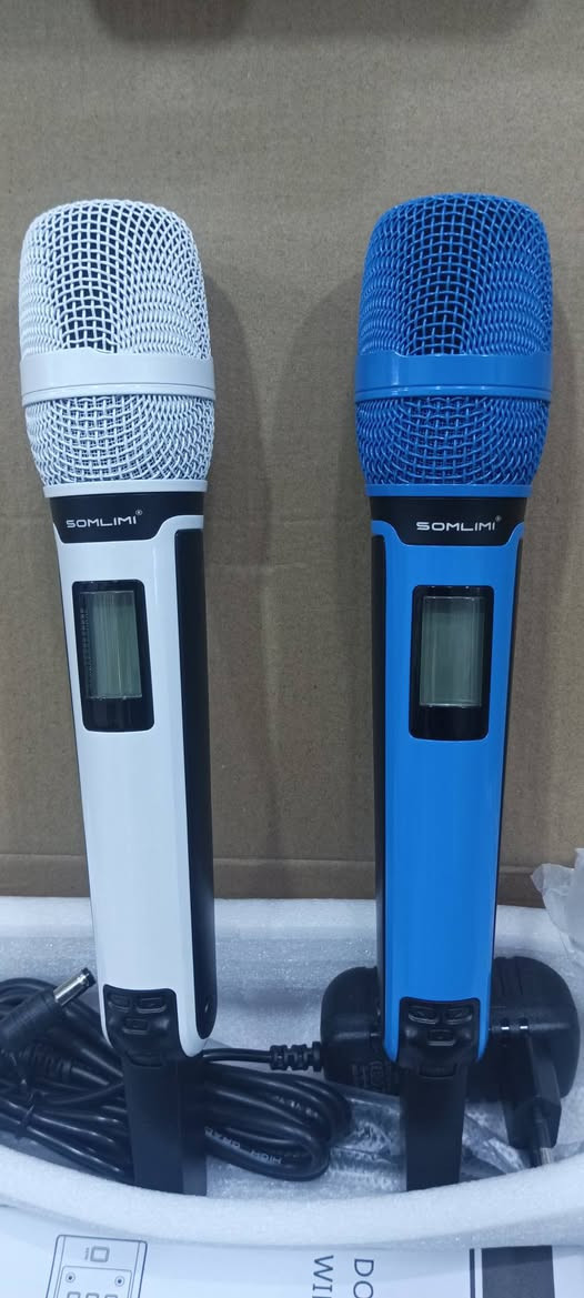 مايكات لاسلكي سعر القطعه 90 الف توصيل مجاني قطعتين باله جديد نضافه 100ب100للاتصال ***********
