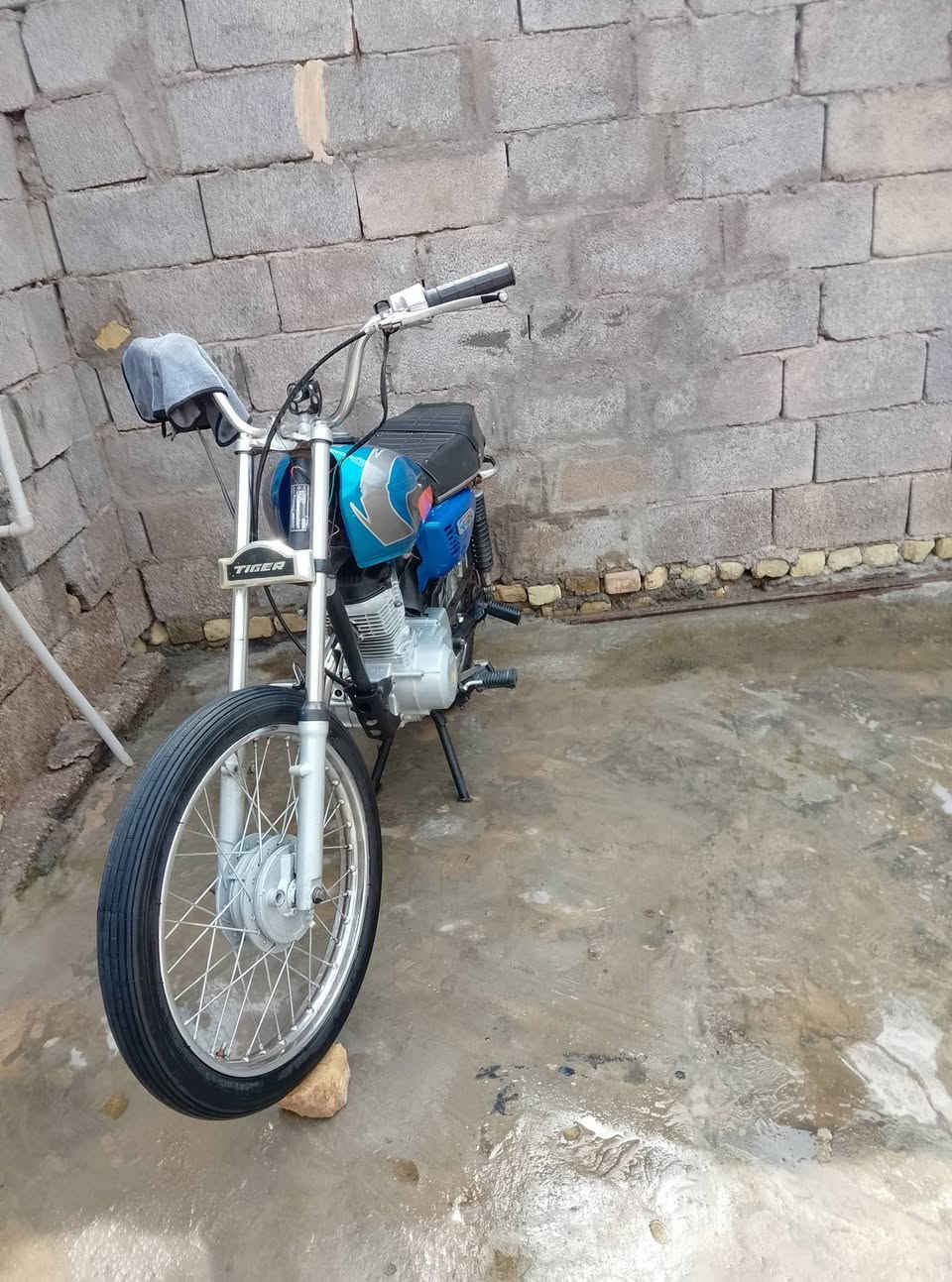 سلام عليكم  دراجة لبيع رايدهء500 بيهة مجال  بدون رواق  موديل 2021
***********عل واتساب
