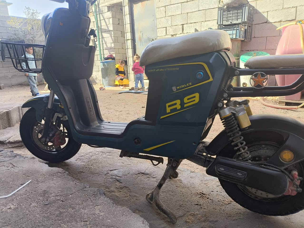 دراجه شحن البيع سعر 400وبيها مجال مستخدمه مو حوالي ***********
