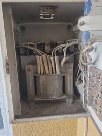 الوزن ٥٠ كيلو للبيع بغداد 07822011833 رافع فولتية نوع شيزر