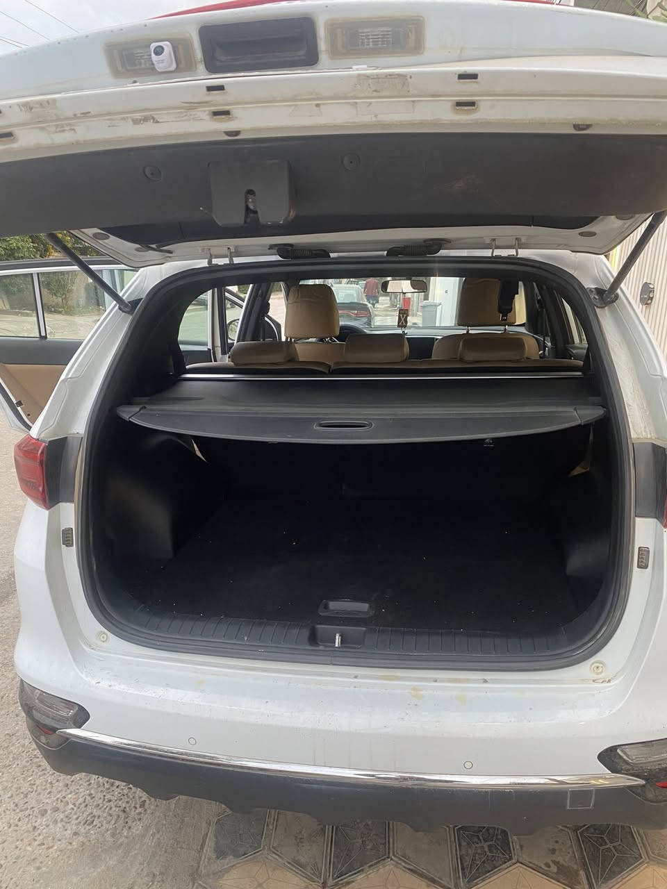 السلام عليكم….
كيا سبورتج موديل ٢٠٢٠ / ماشية ٩٧ خليجيه
مكفولة من الصبغ 
ملاحظة/ السياره مو فول 
٣ طخات بخشم البنيد بكد الاظفر
السعر/ ١٩٥ ورقه وبيها مجال 
العنوان/بغداد -الدورة
للاستفسار/***********
