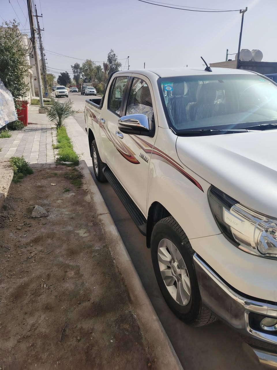 سلام عليكم بيكم فور ويل موديل ٢٠١٨ شركة ساز ماشيه ٩٧ رقم بغداد انكليزي السونار موجود مكان السياره بغداد الدوره ***********
