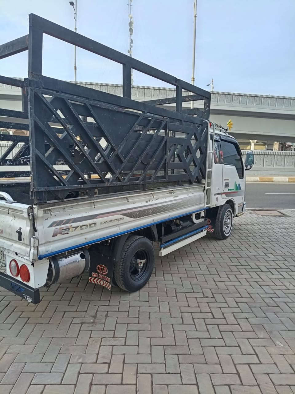 للبيع 
كيه فونتيرا 
موديل 97
رقم صلاح الدين أليف تحويل مباشر 
سنويه 2026
محرك 3000
اكسل حاسبه 
تخم امامي خلفي جديد
تاير 13 خلفي 
صدر جديد
كهربائيات كلها شغاله 
السياره جديده بمعنى الكلمه آحلا من آلصور مكان السيآره تكريت الأستفسار آتصل ع صاحبها 
0780 031 0364
0771 721 5655
